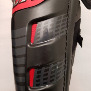 Demo CCM U+CL Senior Shin Guards