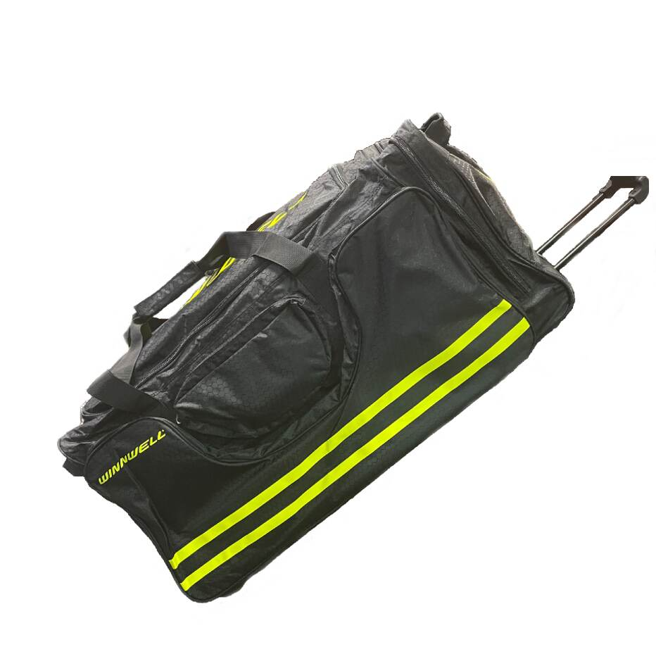 WINNWELL Q11 Senior Wheeled Equipment Bag
